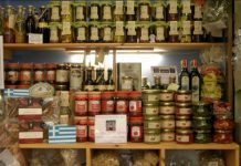 Companiile isi retrag produsele premium din Grecia