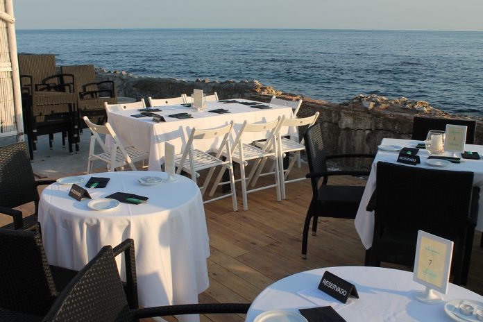 reserved-2065687_960_720