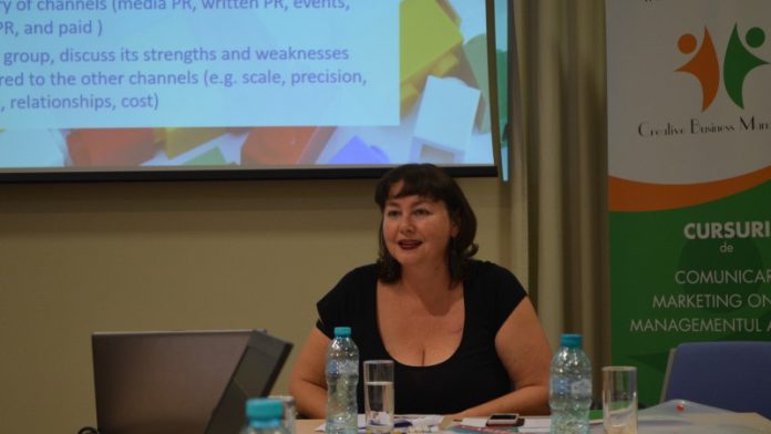 strategic-comm-training1-cover-800