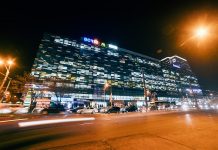 AEW finalizează cu succes vânzarea America House către Morgan Stanley, în parteneriat cu David Hay, și Promenada Mall Târgu Mureș către Indotek