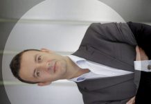 Studiu EY România: Angajații români doresc un program de lucru mai flexibil, iar instabilitatea pieței muncii îi determină să nu își schimbe angajatorul