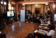 Liceeni antreprenori, premiați în cadrul concursului național „Early Innovators Business Plan Competition”