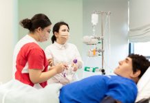 Academia Europeană pentru Asistenți Medicali organizează un eveniment de admitere pe loc la programul de licență dezvoltat în parteneriat cu Universitatea Coventry