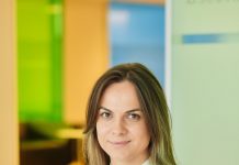 Studiu Deloitte: vaccinarea împotriva COVID-19 și munca la distanță au impulsionat reluarea călătoriilor