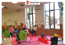 Organizația Salvați Copiii România, în parteneriat cu Direcția Generală de Asistență Socială Bucureşti, a amenajat la Gara de Nord un spațiu prietenos pentru copiii care se refugiază din Ucraina