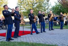 TRUPA MILITARĂ AMERICANĂ RHINE RIVER RAMBLERS SUSȚINE CONCERTE ÎN PLOIEȘTI ȘI SIBIU CU OCAZIA ZILEI INDEPENDENȚEI A SUA