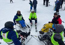 Caiac SMile pune pe schiuri 1.000 de persoane cu dizabilități din România în sezonul de iarnă 2022 – 2023.