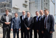 BASF este prima companie care deschide un centru comun de producție a materialelor pentru baterii și reciclarea acestora. Astfel se închide cercul lanțului valoric european al producției, utilizării și reciclării bateriilor