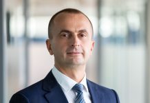 Directorii generali măresc miza pe inteligența artificială, transformare și M&A ca să stimuleze creșterea, pe fondul incertitudinilor din economia globală