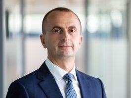 Directorii generali măresc miza pe inteligența artificială, transformare și M&A ca să stimuleze creșterea, pe fondul incertitudinilor din economia globală